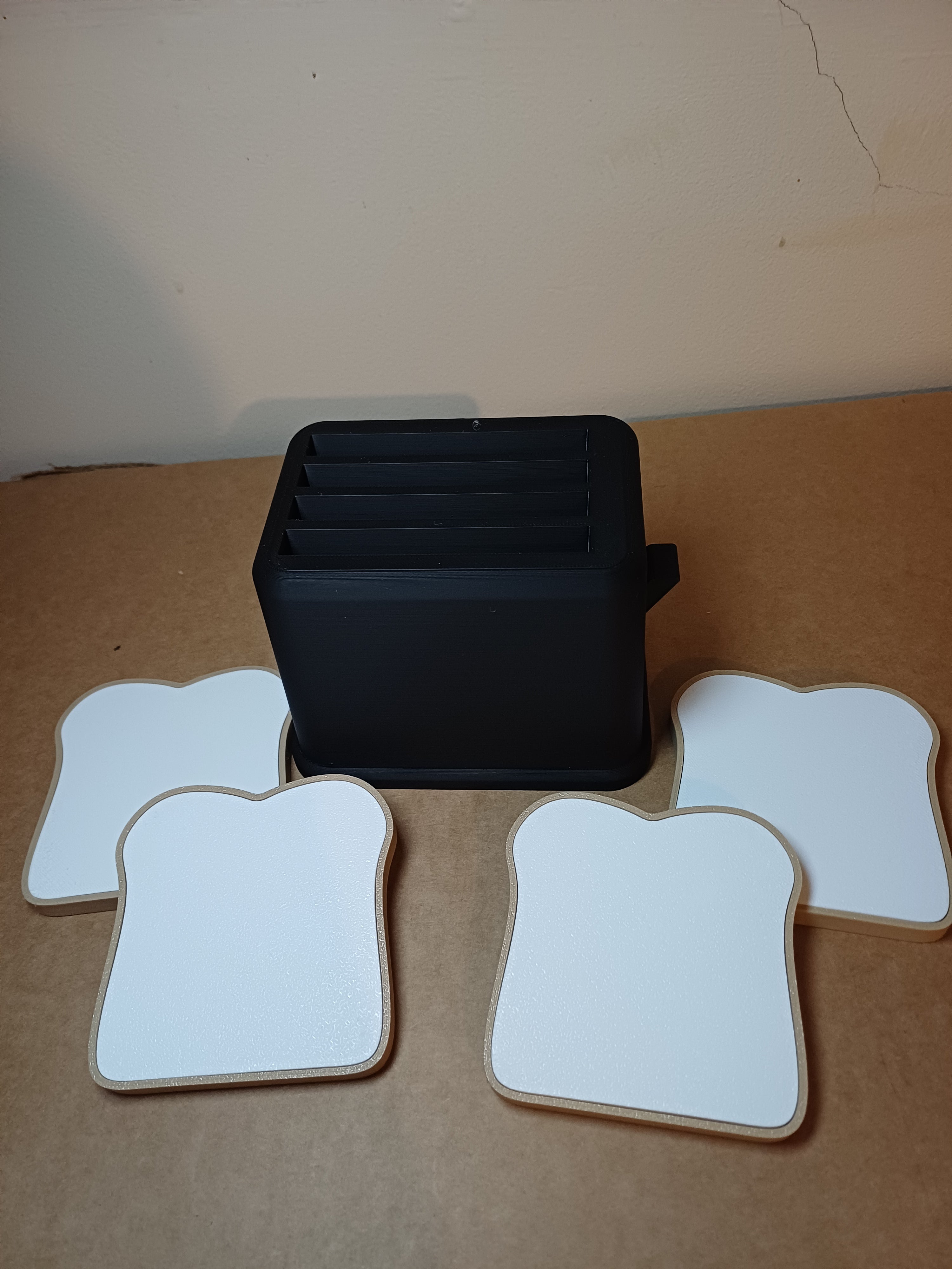 Pop Up Action Kids Toy Play Toaster & 4 Slices of Bread - Kitchen Play