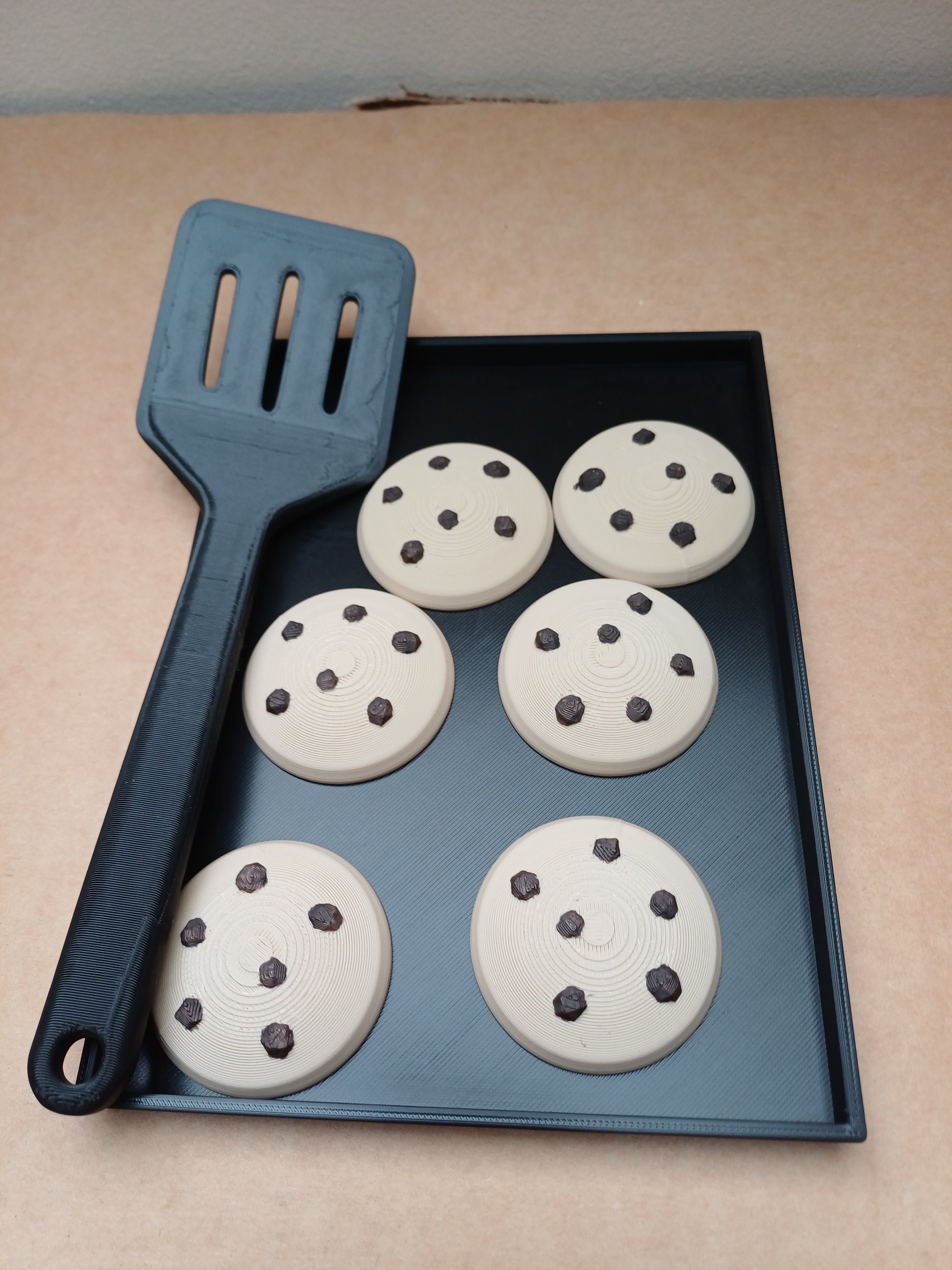 Chocolate Chip Cookie Baking Play Set | Kids Kitchen Toy | Tray + 6 Cookies + Spatula | Pretend Play Baking | Toddler Gift