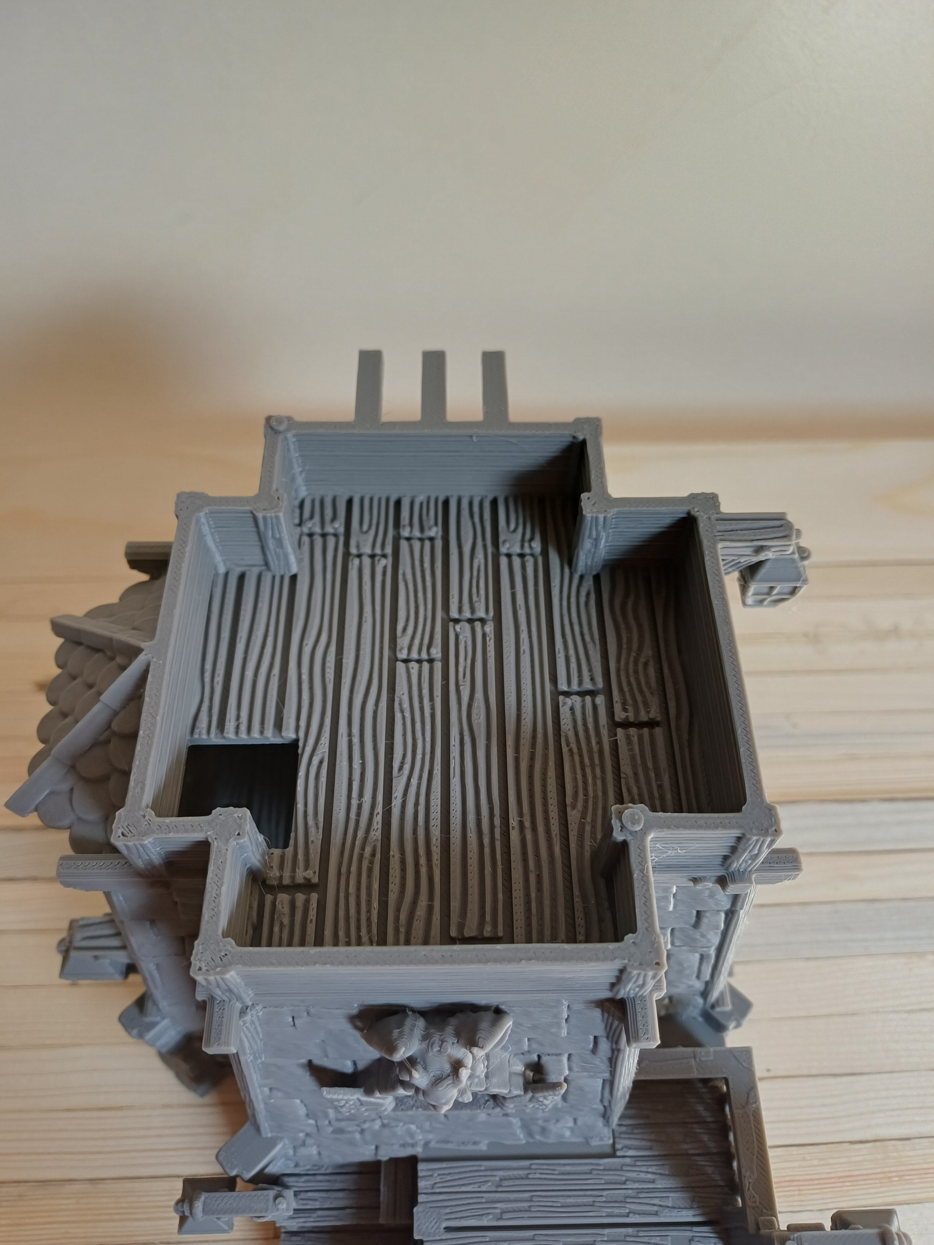 The Ravenspire Manor — 3D Printed Gothic Fantasy Manor House, 28mm Tabletop Terrain, DnD TTRPG Building, Warhammer Wargame Scenery