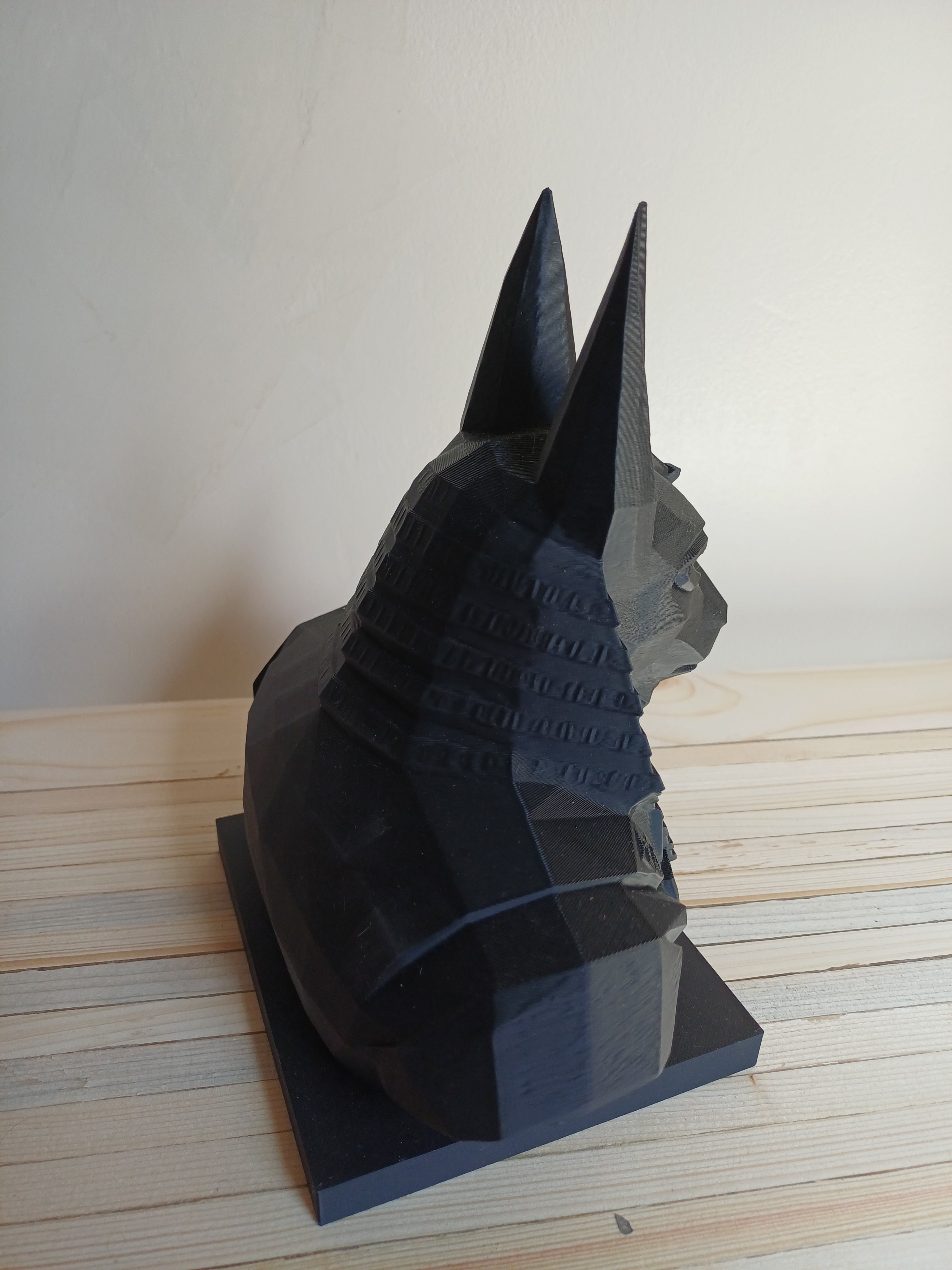 Anubis Bust Sculpture 20cm Egyptian God Statue with Hieroglyphic Detail Black Gothic Dark Decor Ancient Egypt Ornament Shelf Display Figure