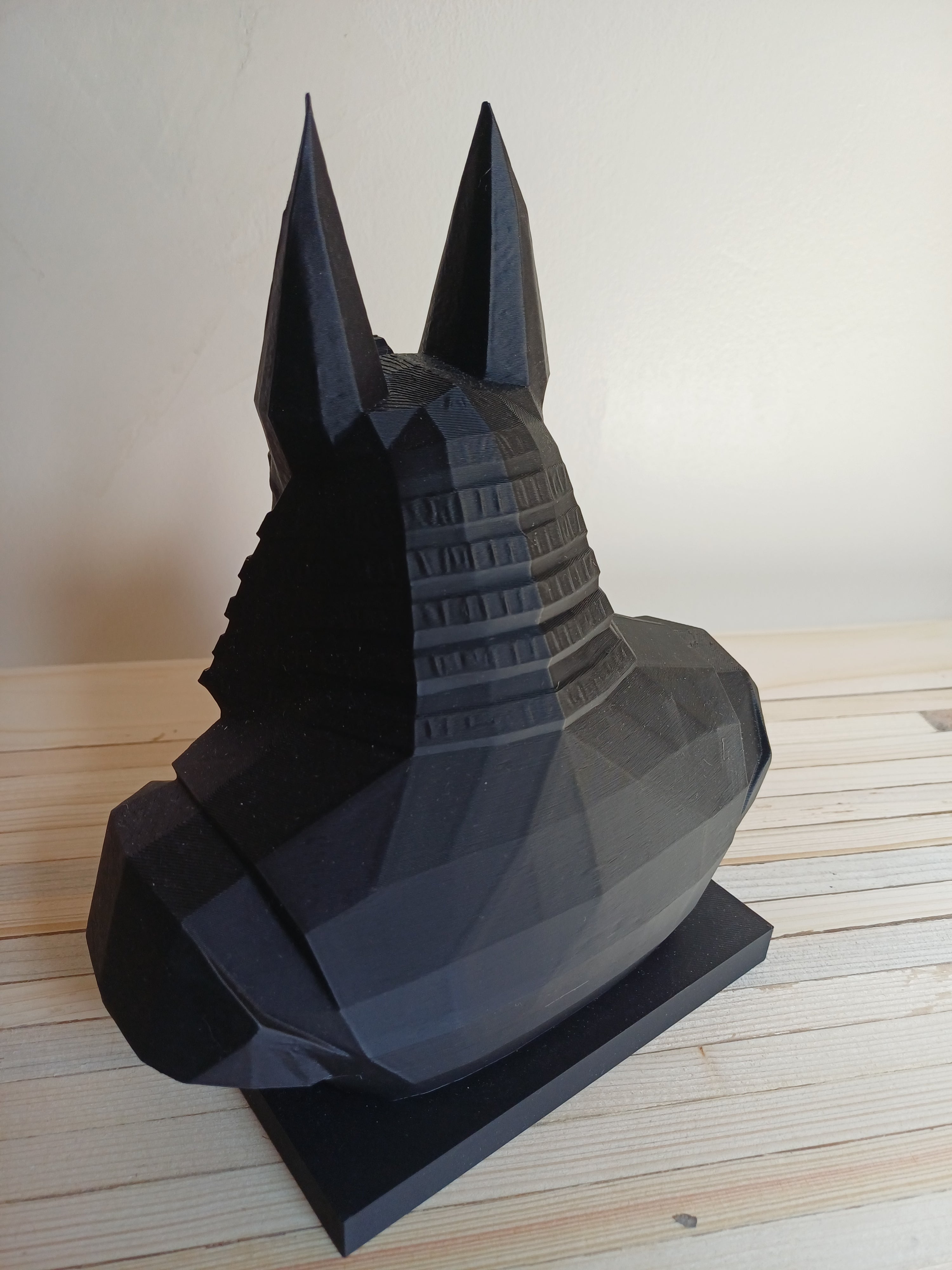 Anubis Bust Sculpture 20cm Egyptian God Statue with Hieroglyphic Detail Black Gothic Dark Decor Ancient Egypt Ornament Shelf Display Figure
