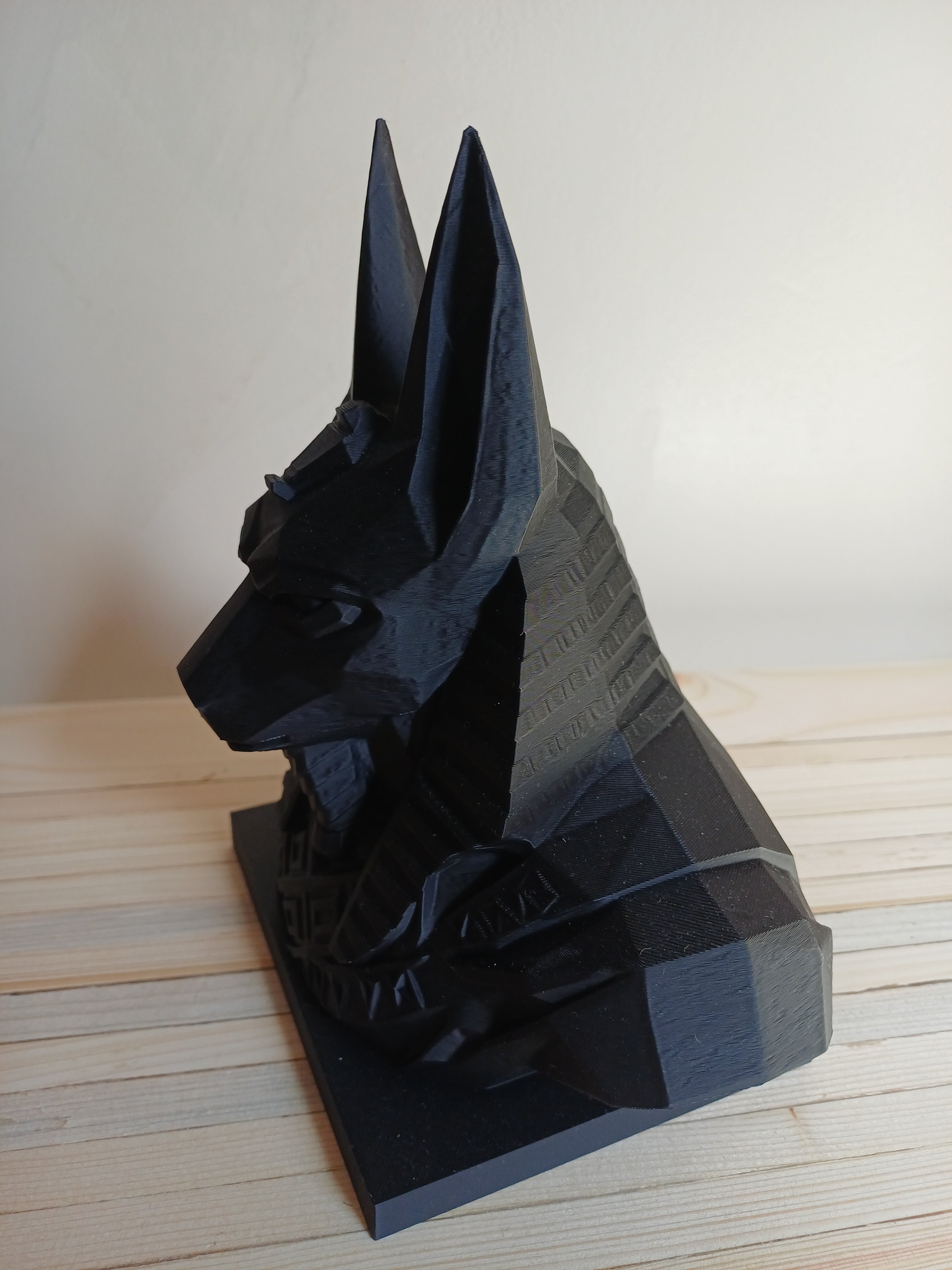 Anubis Bust Sculpture 20cm Egyptian God Statue with Hieroglyphic Detail Black Gothic Dark Decor Ancient Egypt Ornament Shelf Display Figure