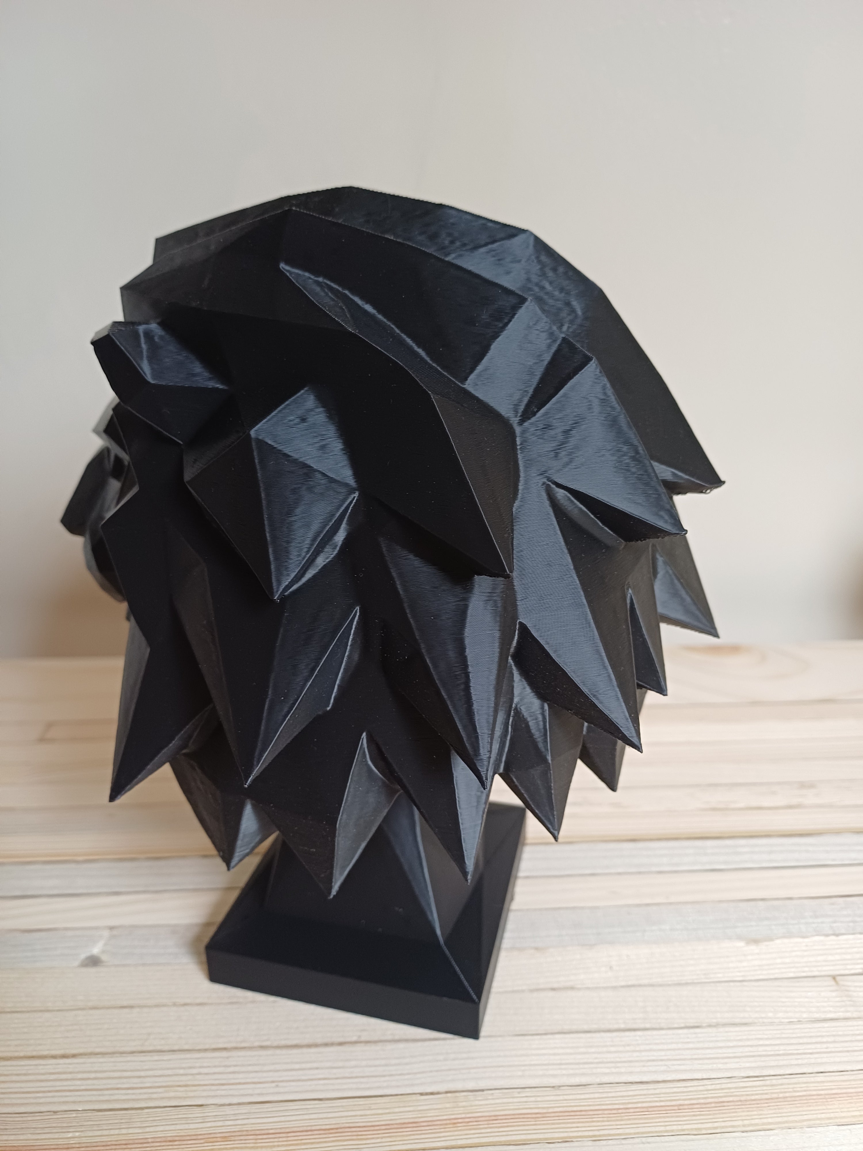 Leo Lion Bust Sculpture 20cm Geometric Lion Head Statue Leo Shelf Ornament Black