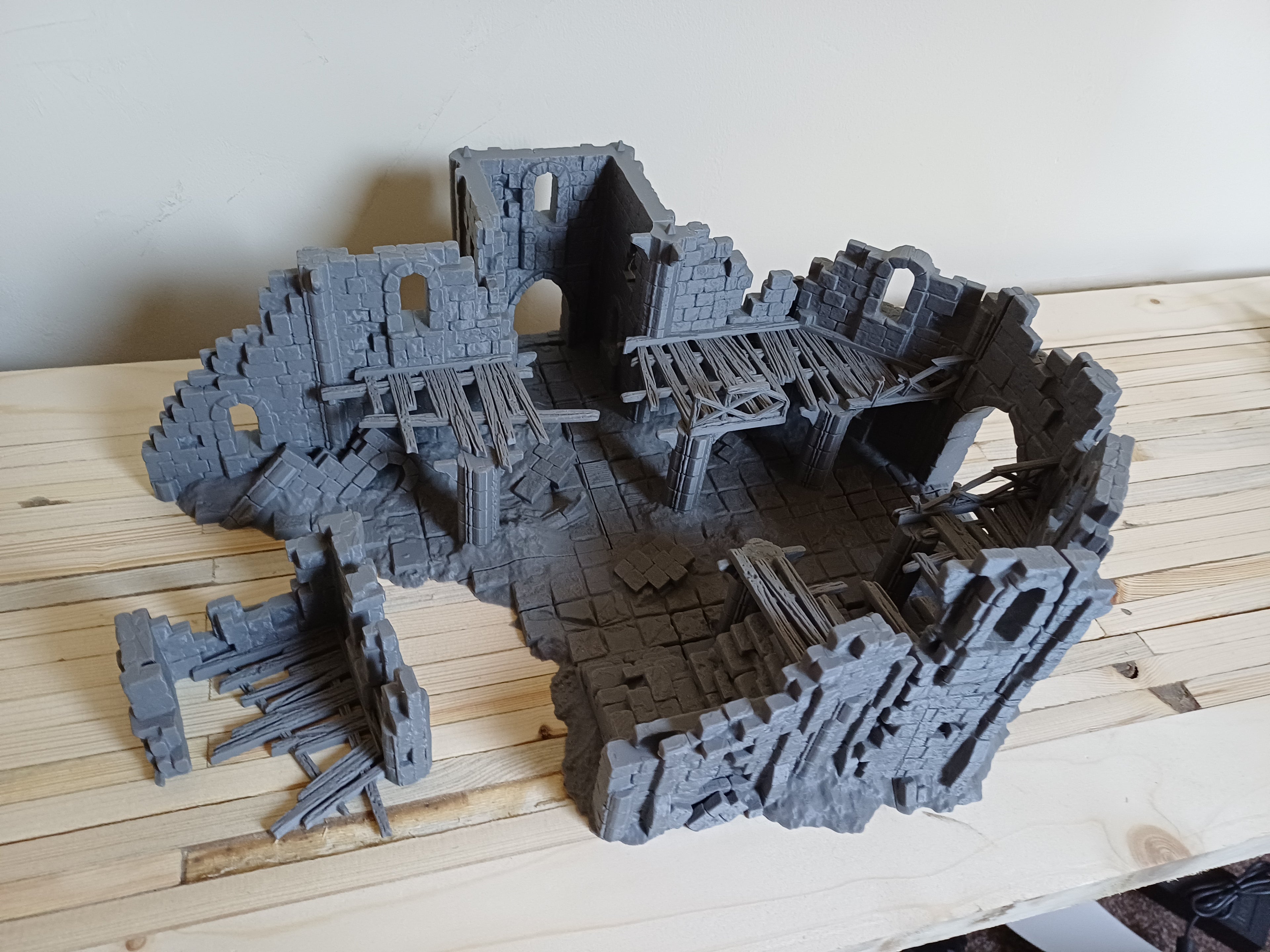 Modular Gothic Cathedral Ruins Terrain | 3D Printed Wargaming Scenery (28mm/32mm Scale)