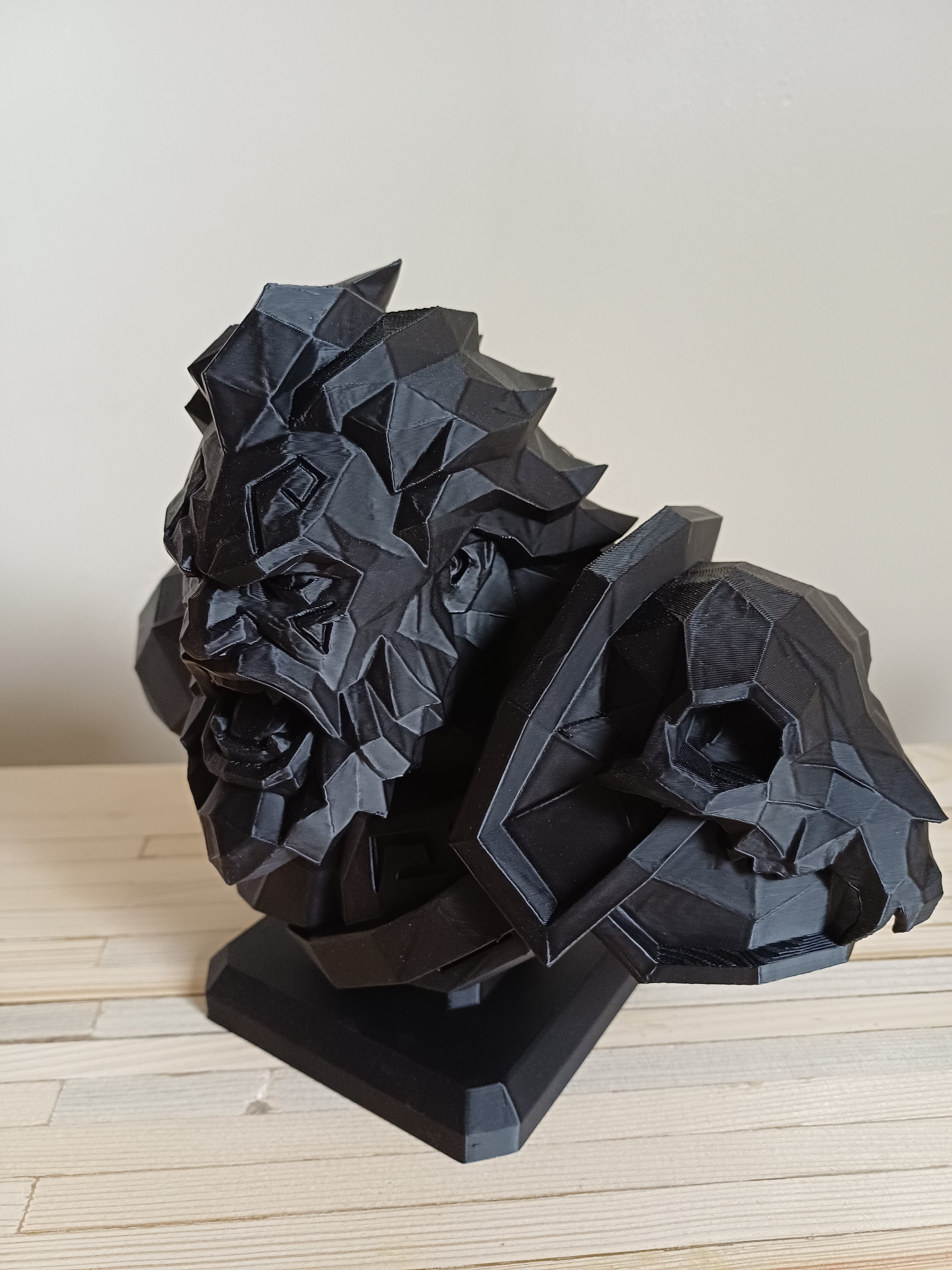 3D Printed Low Poly Berserker Bust Statue — 20cm, DnD Fantasy Barbarian Figure, Black