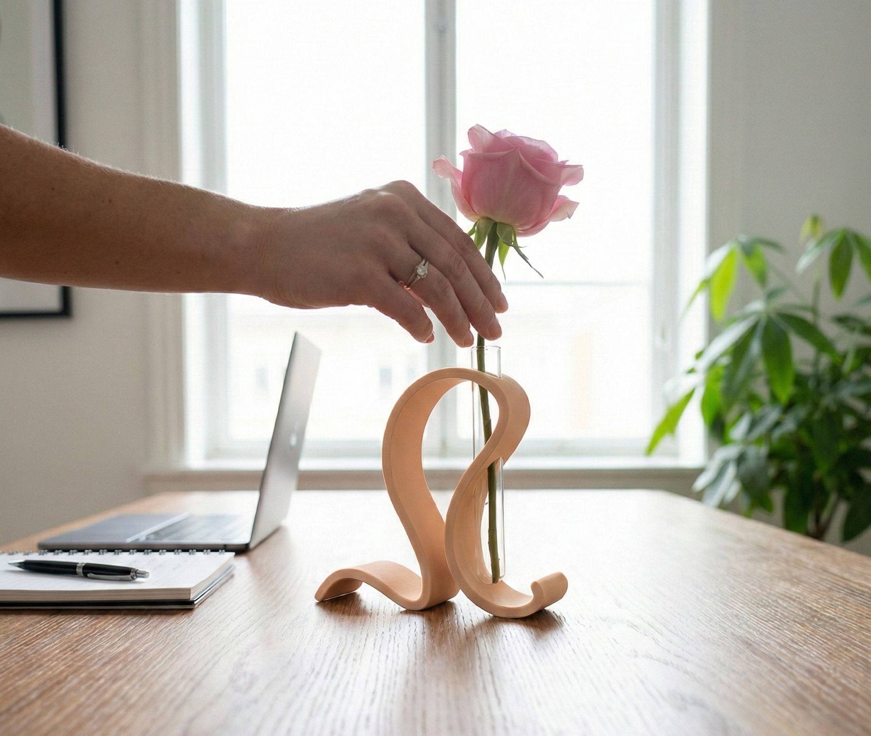 Sculptural Wave Test Tube Vase – 3D Printed Modern Home Décor Flower Bud Vase